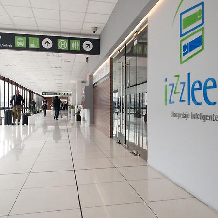 Izzzleep Aeropuerto Terminal 1 Hotel Mexikóváros Kültér fotó