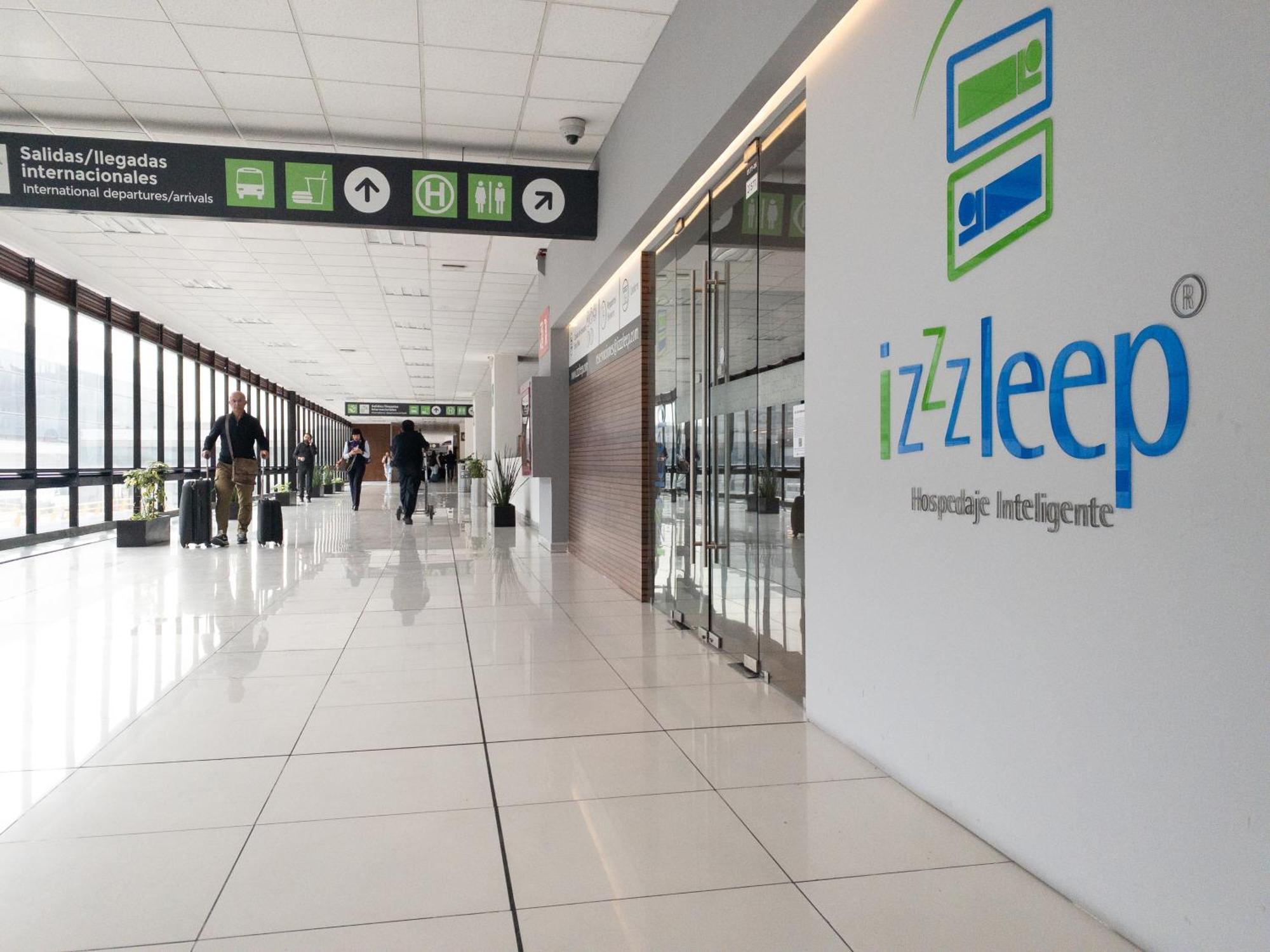 Izzzleep Aeropuerto Terminal 1 Hotel Mexikóváros Kültér fotó
